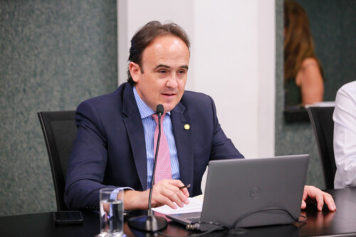 - Deputado Carlos Humberto (PL)
