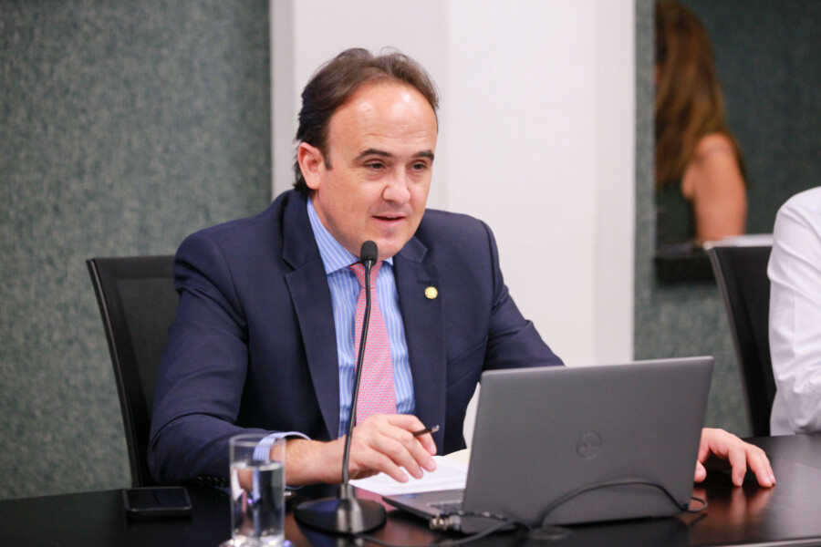 - Deputado Carlos Humberto (PL)