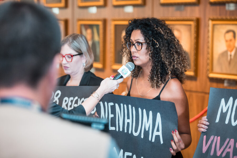 Bia Vargas, militante do movimento negro