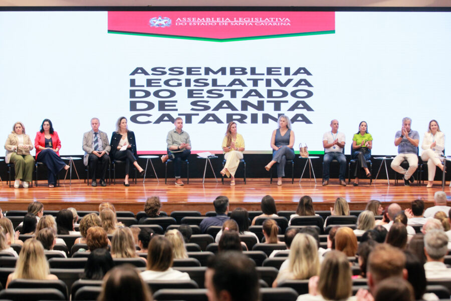 Encontro foi realizado pela CCJ, na tarde desta segunda-feira (31)