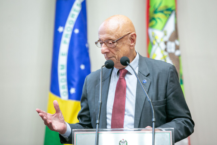 -Esperidião Amin Helou Filho - Senador de Santa Catarina