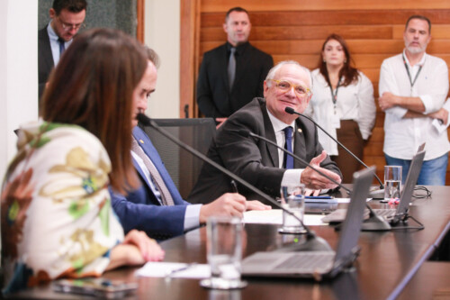 - Deputado Dr. Vicente Caropreso (PSDB)