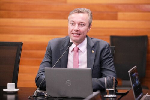 - Deputado Napoleão Bernardes (PSD)