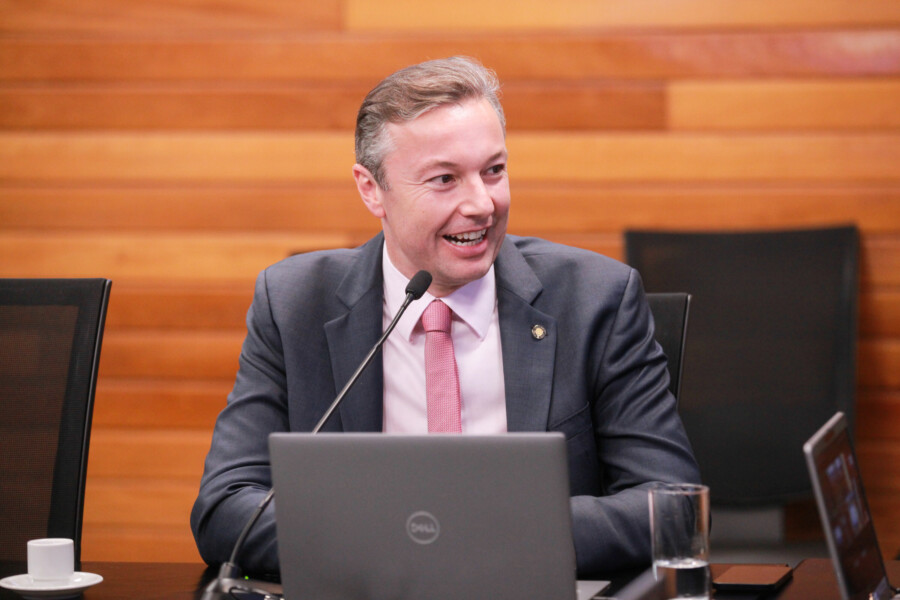 - Deputado Napoleão Bernardes (PSD)