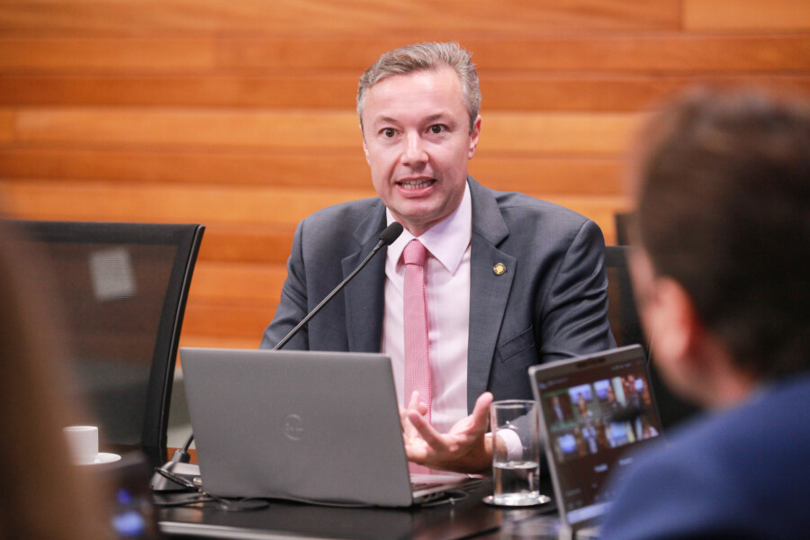 - Deputado Napoleão Bernardes (PSD)