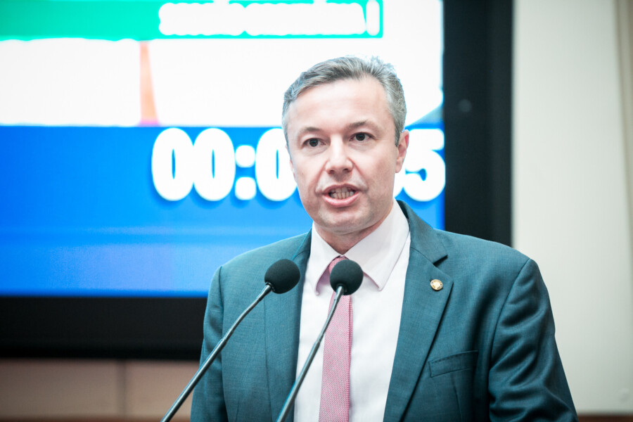 - Deputado Napoleão Bernardes (PSD)