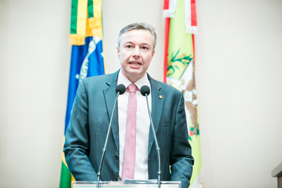 - Deputado Napoleão Bernardes (PSD)