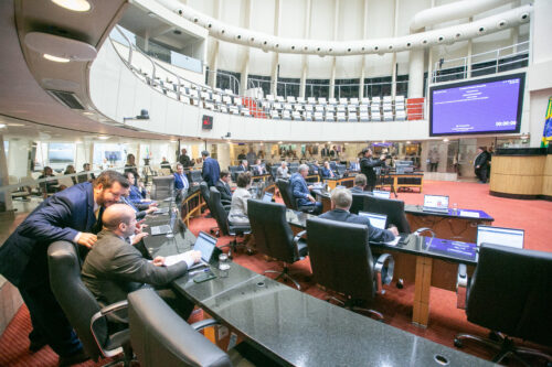Plenário aprova projeto que garante continuidade do Programa Alesc Itinerante