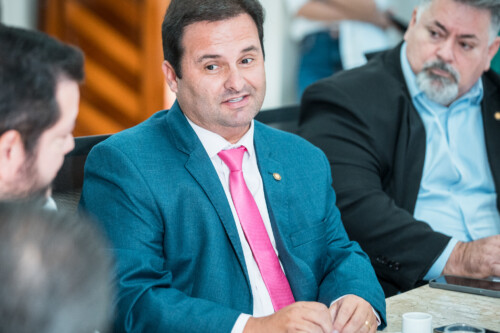 - Deputado Sérgio Guimarães(União)