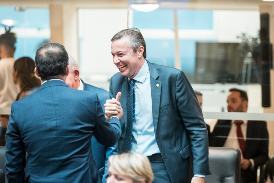 - Deputado Napoleão Bernardes (PSD)