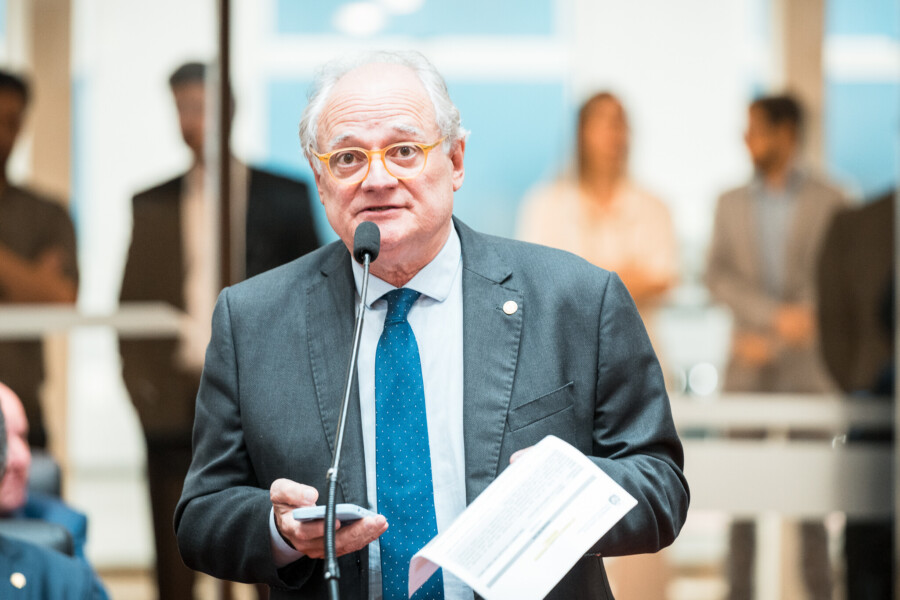 - Deputado Dr. Vicente Caropreso (PSDB)