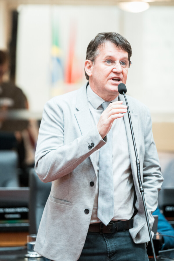 - Deputado Jair Miotto (União)