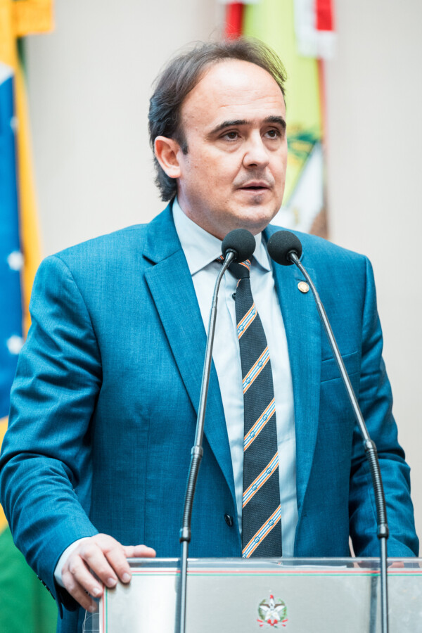 - Deputado Carlos Humberto (PL)