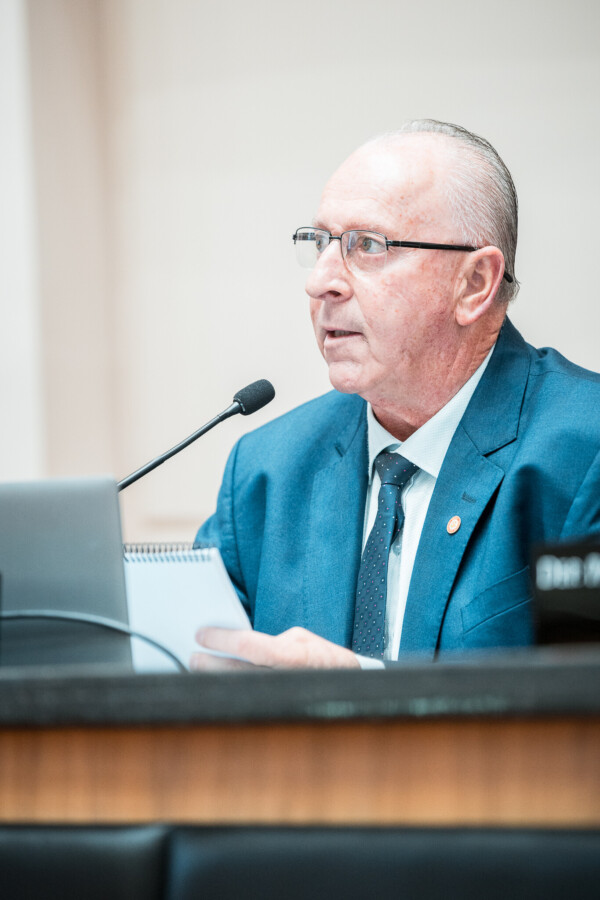 - Deputado Oscar Gutz (PL)