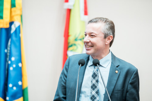 - Deputado Napoleão Bernardes (PSD)