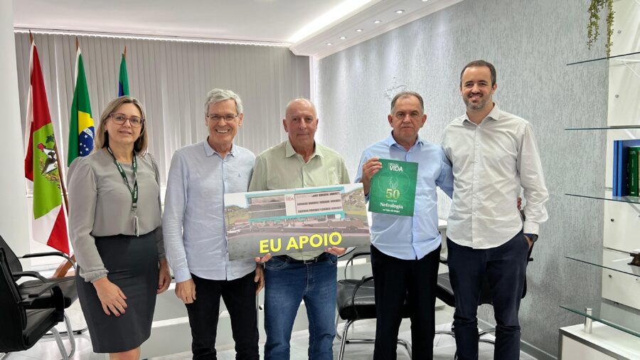 Deputado Oscar Gutz e lideranças de Rio do Sul