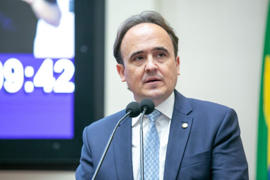 Carlos Humberto propõe internação compulsória de moradores de rua em SC