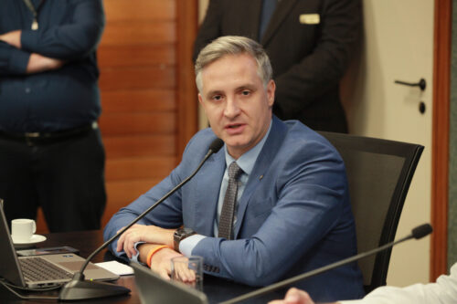 Cadorin destaca avanços no debate sobre população de rua e anuncia próximos passos