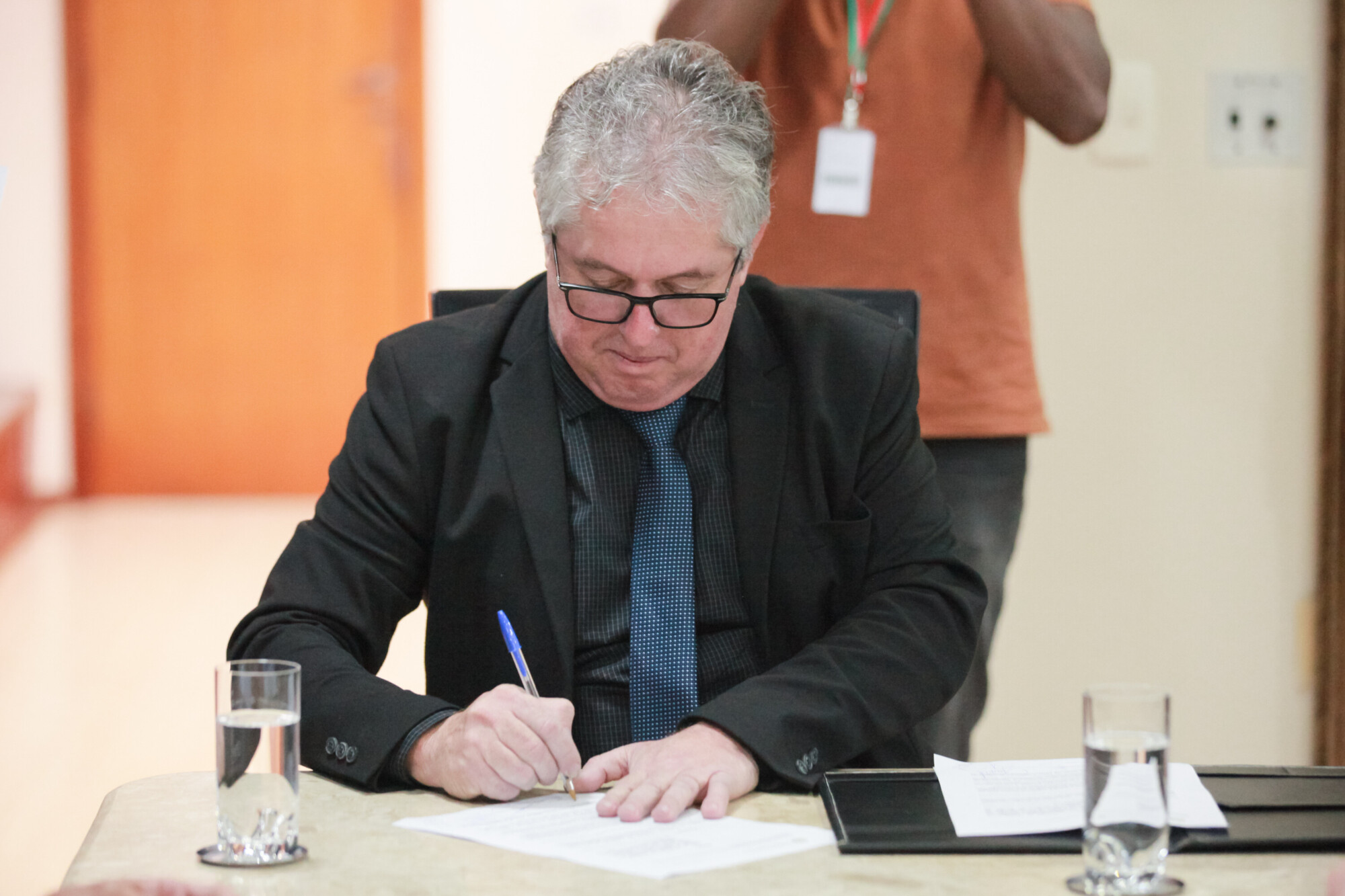 - Deputado Tiago Zilli (MDB)