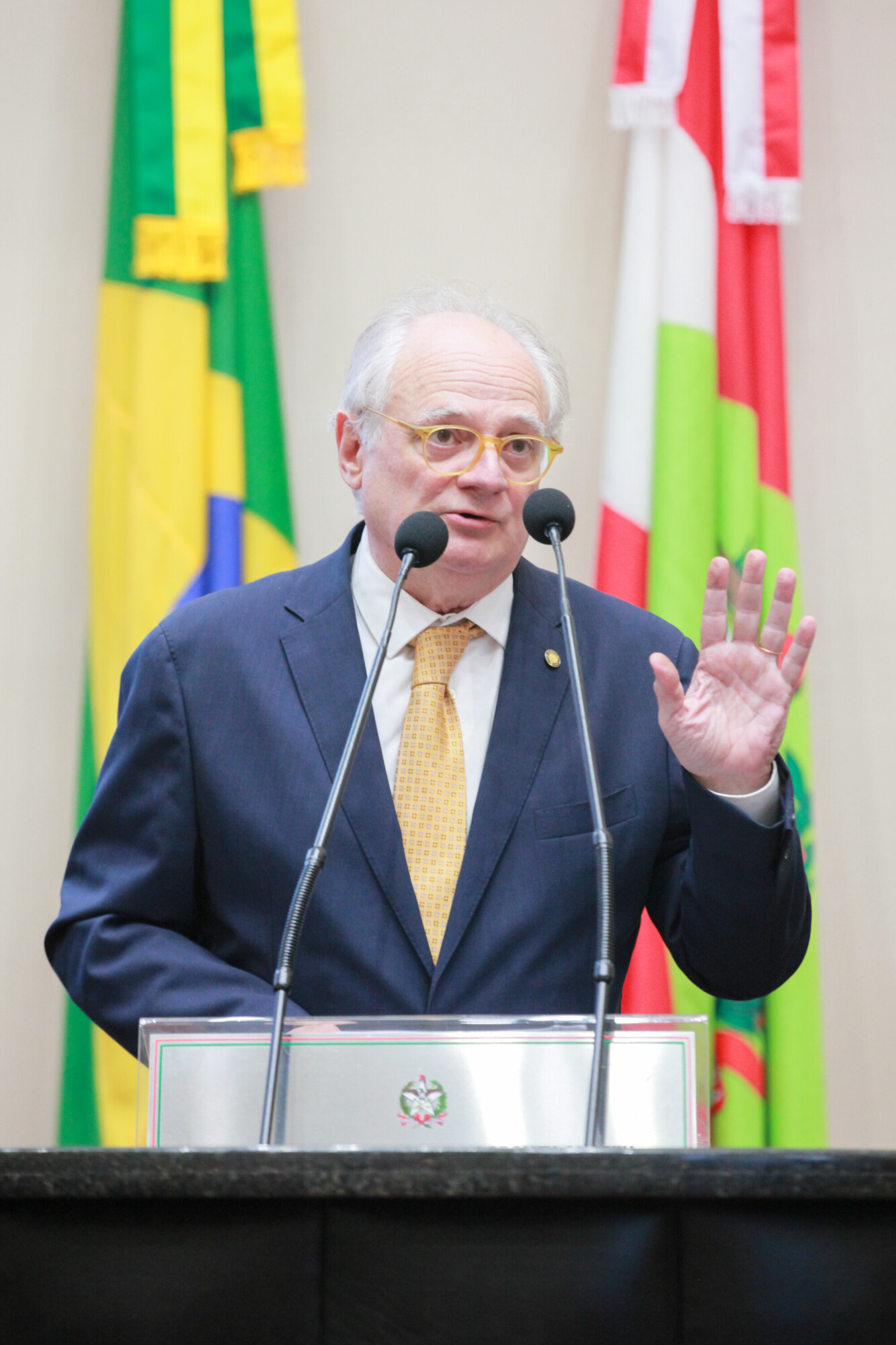 - Deputado Dr. Vicente Caropreso (PSDB)