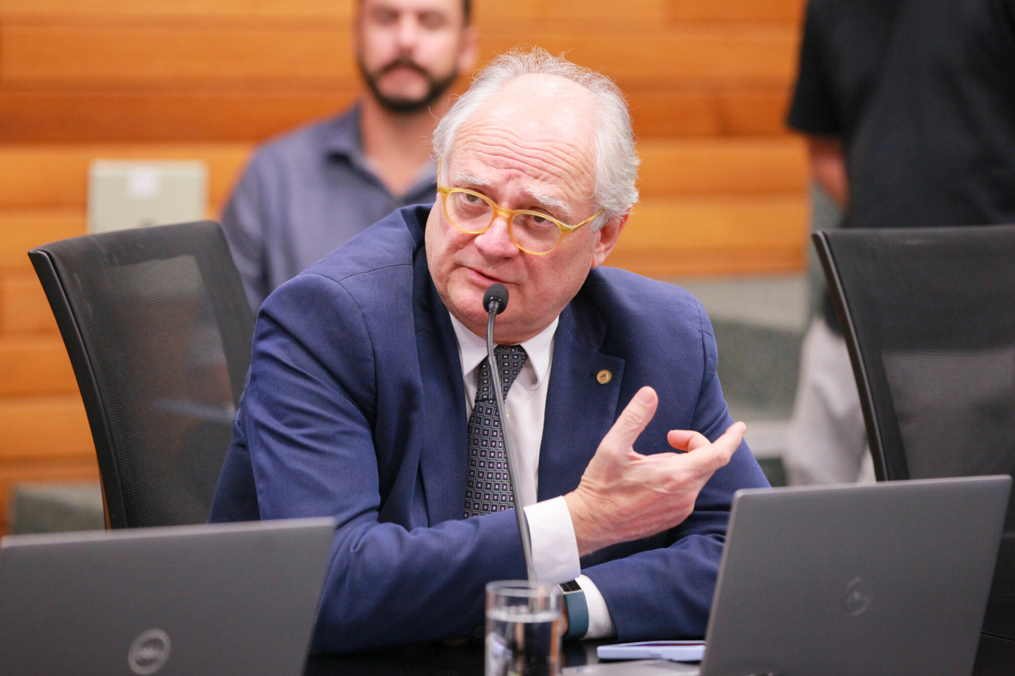- Deputado Dr. Vicente Caropreso (PSDB)