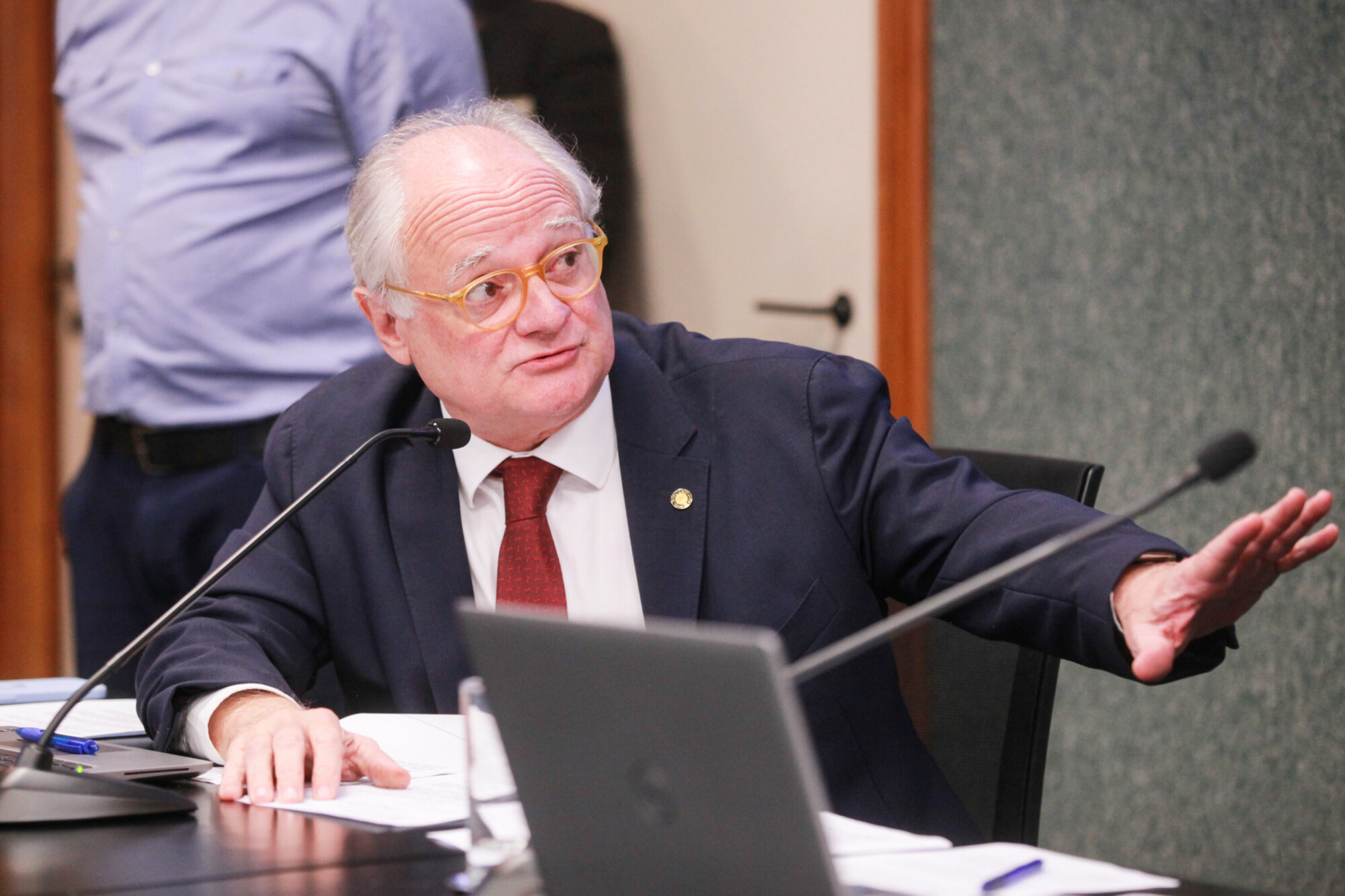 - Deputado Dr. Vicente Caropreso (PSDB)