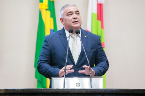Escândalo de descontos não autorizados no INSS repercute na Alesc