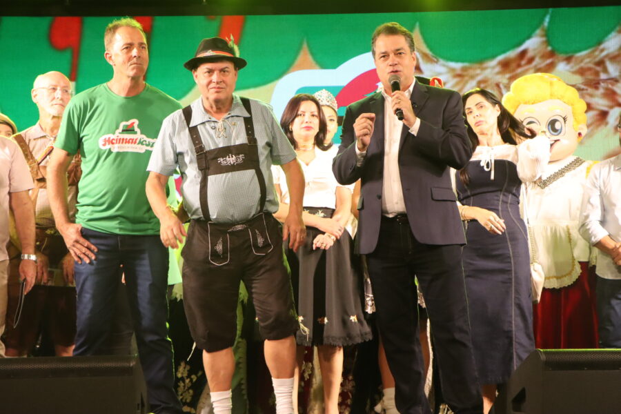 Deputado Rodrigo Minotto na 13ª Heimatfest, em Forquilhinha.
