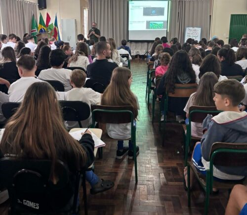 Escolas de SC contarão com plano para enfrentamento de crises