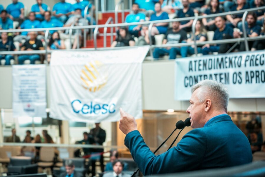 Assembleia Legislativa de SC realiza audiência pública em defesa das empresas públicas