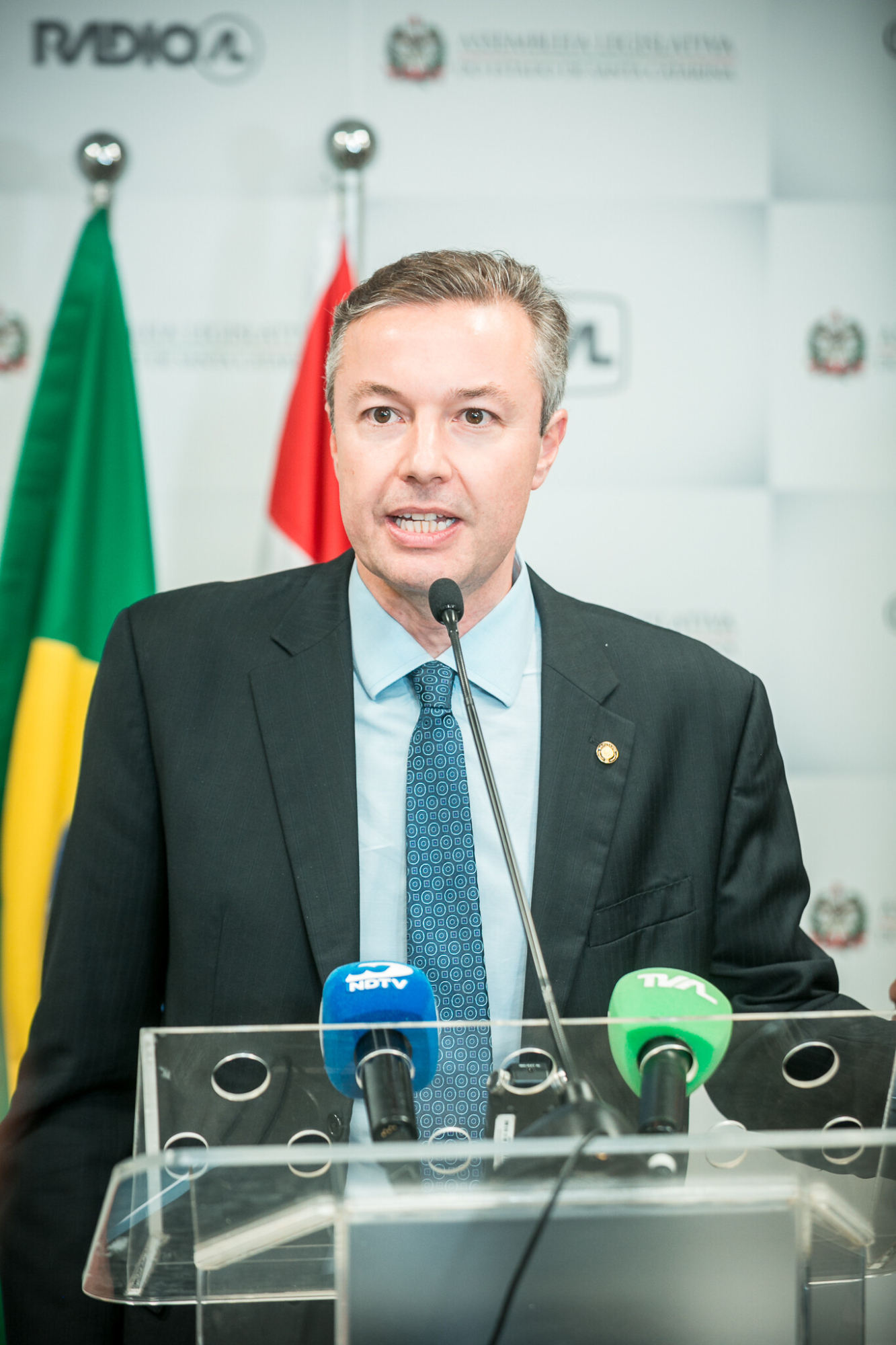 - Deputado Napoleão Bernardes (PSD)