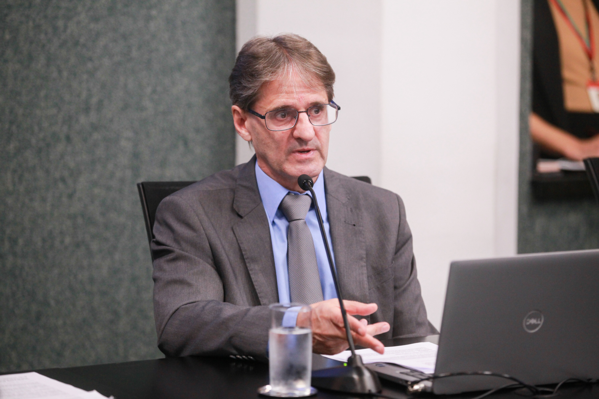 - Deputado Neodi Saretta (PT)