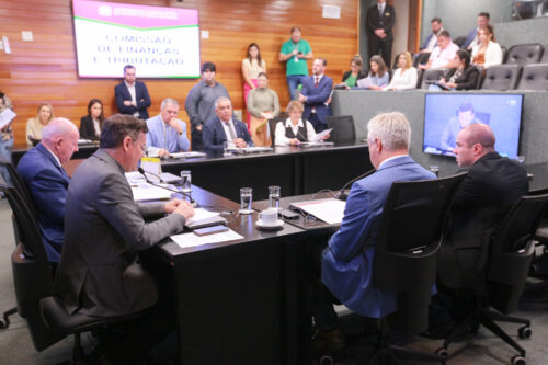 Avança projeto que busca aumentar suporte psicológico a crianças durante atendimentos médicos