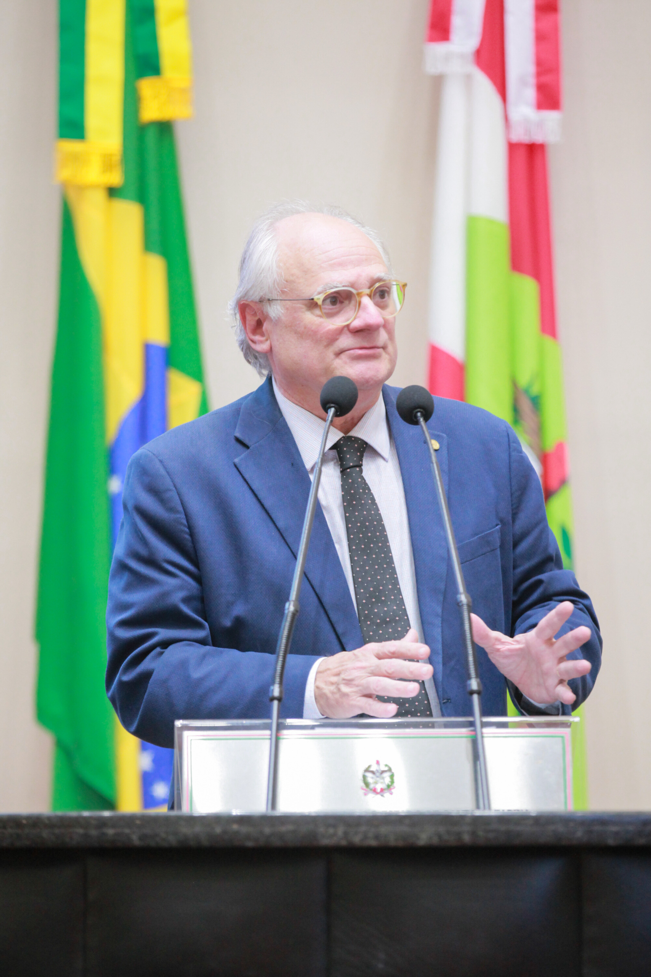 - Deputado Dr. Vicente Caropreso (PSDB)