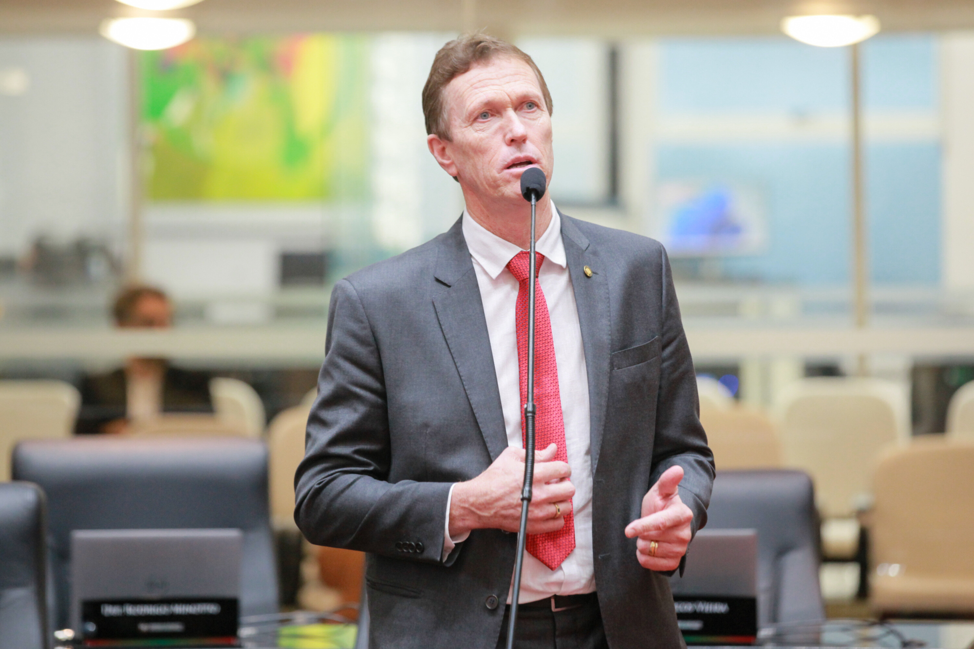- Deputado Volnei Weber (MDB)
