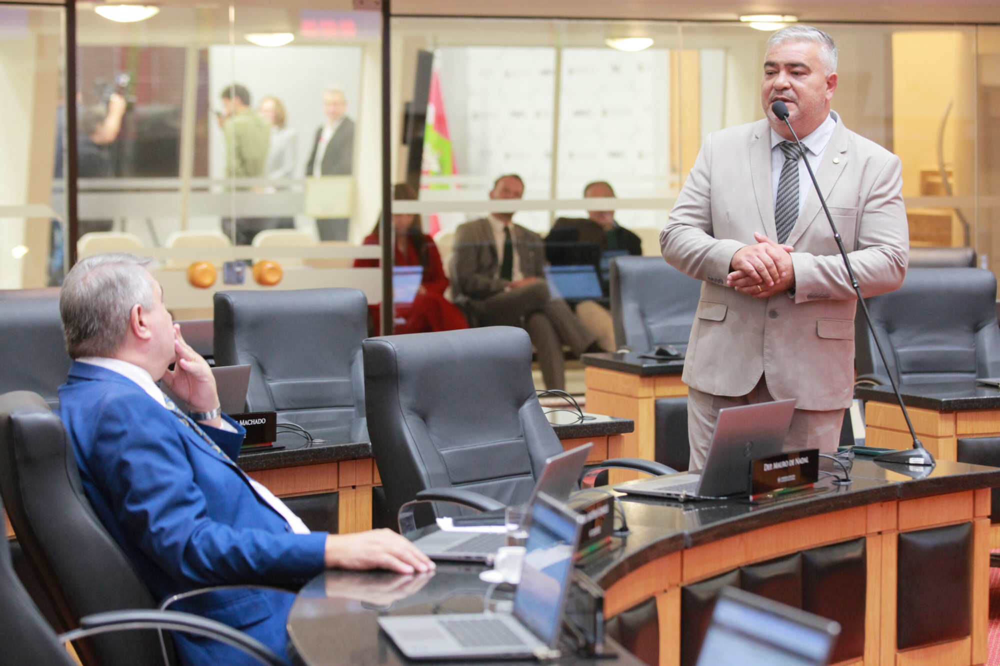 - Deputado Sargento Lima (PL)