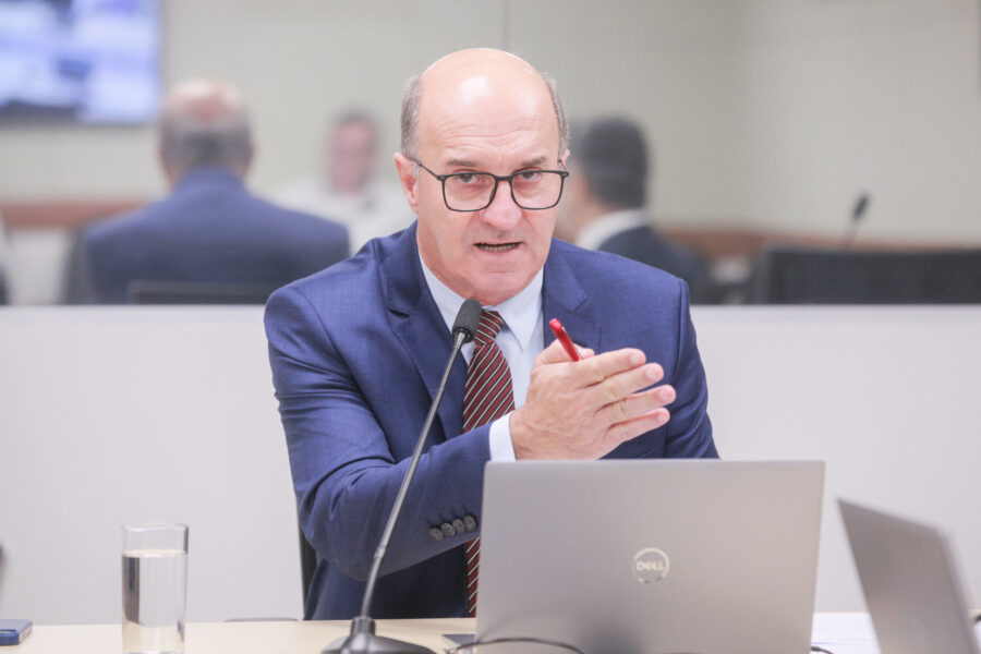 Deputado José Milton Scheffer