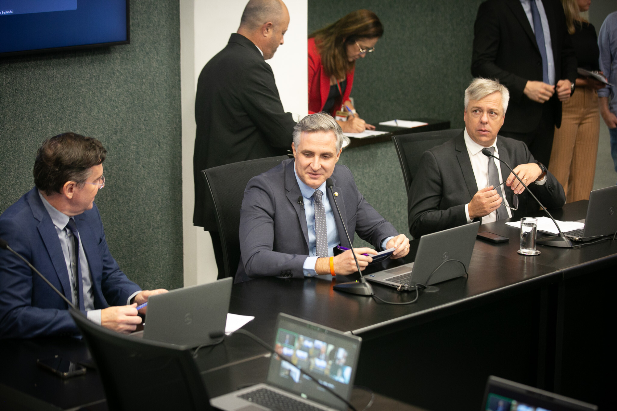 - Deputado Jair Miotto (União) 	
 - Deputado Matheus Cadorin (NOVO) - Deputado Fabiano da Luz (PT)