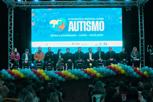 3º Seminário Regional sobre Autismo da Serra Catarinense reúne 4 mil participantes em Lages
