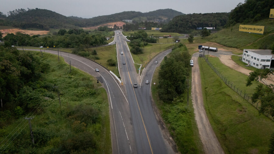 Objetivo é discutir as possibilidades de disponibilização de sinal de internet na rodovias que passam por SC