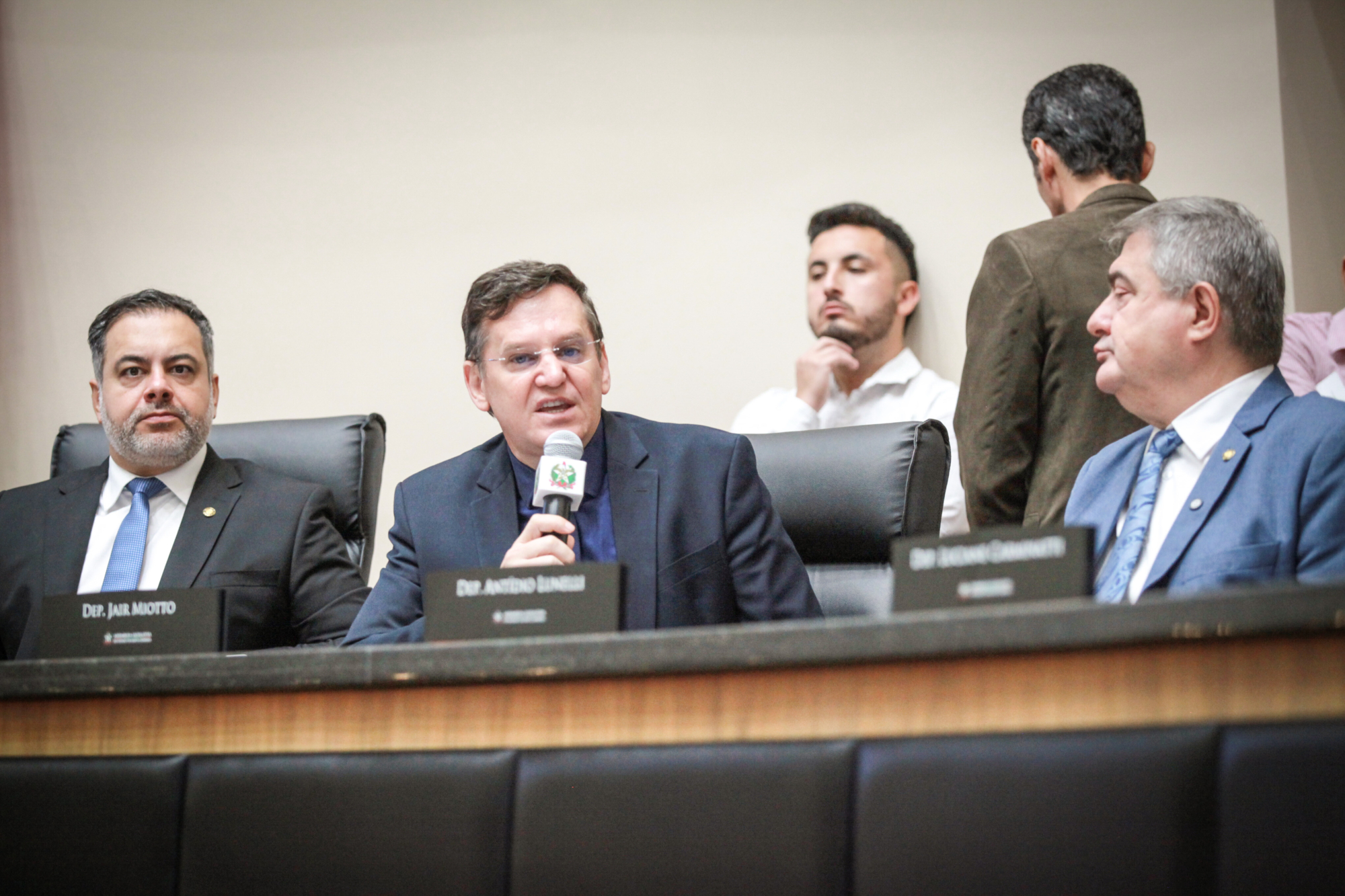 -Deputado Thiago Morastoni (Podemos)
- Deputado Jair Miotto (União)