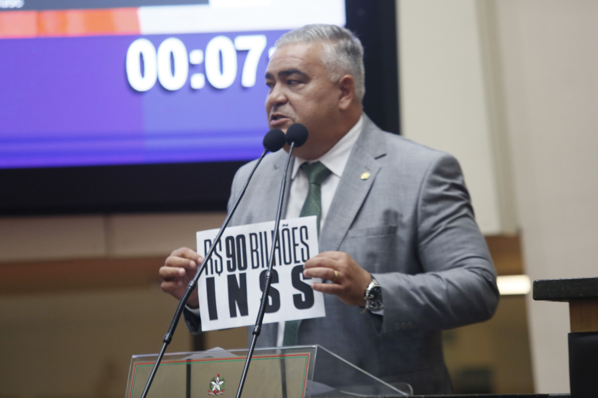 - Deputado Sargento Lima (PL)