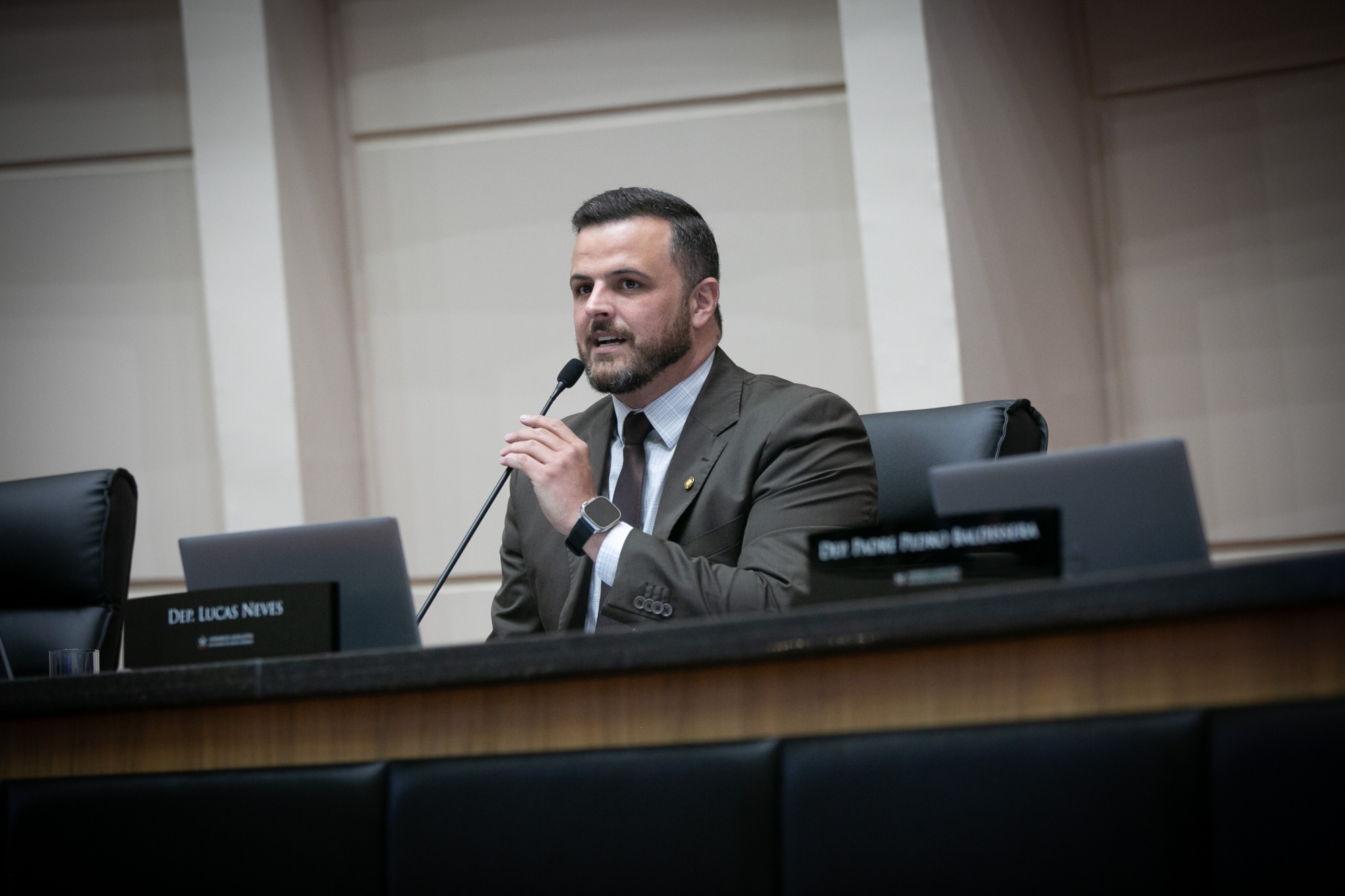 - Deputado Lucas Neves (PODEMOS)