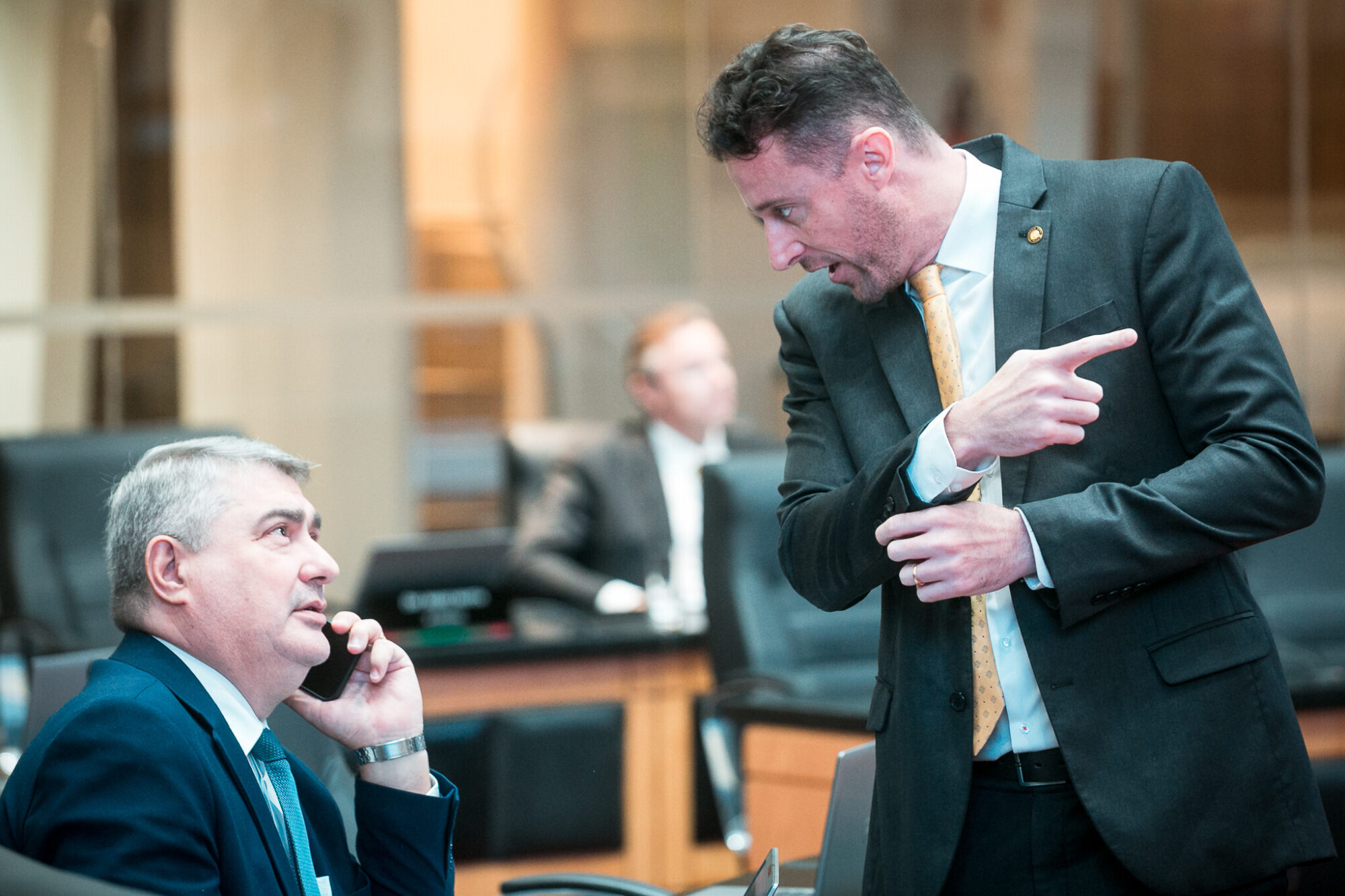 - Deputado Antídio Lunelli (MDB)
 - Deputado Fernando Krelling (MDB)