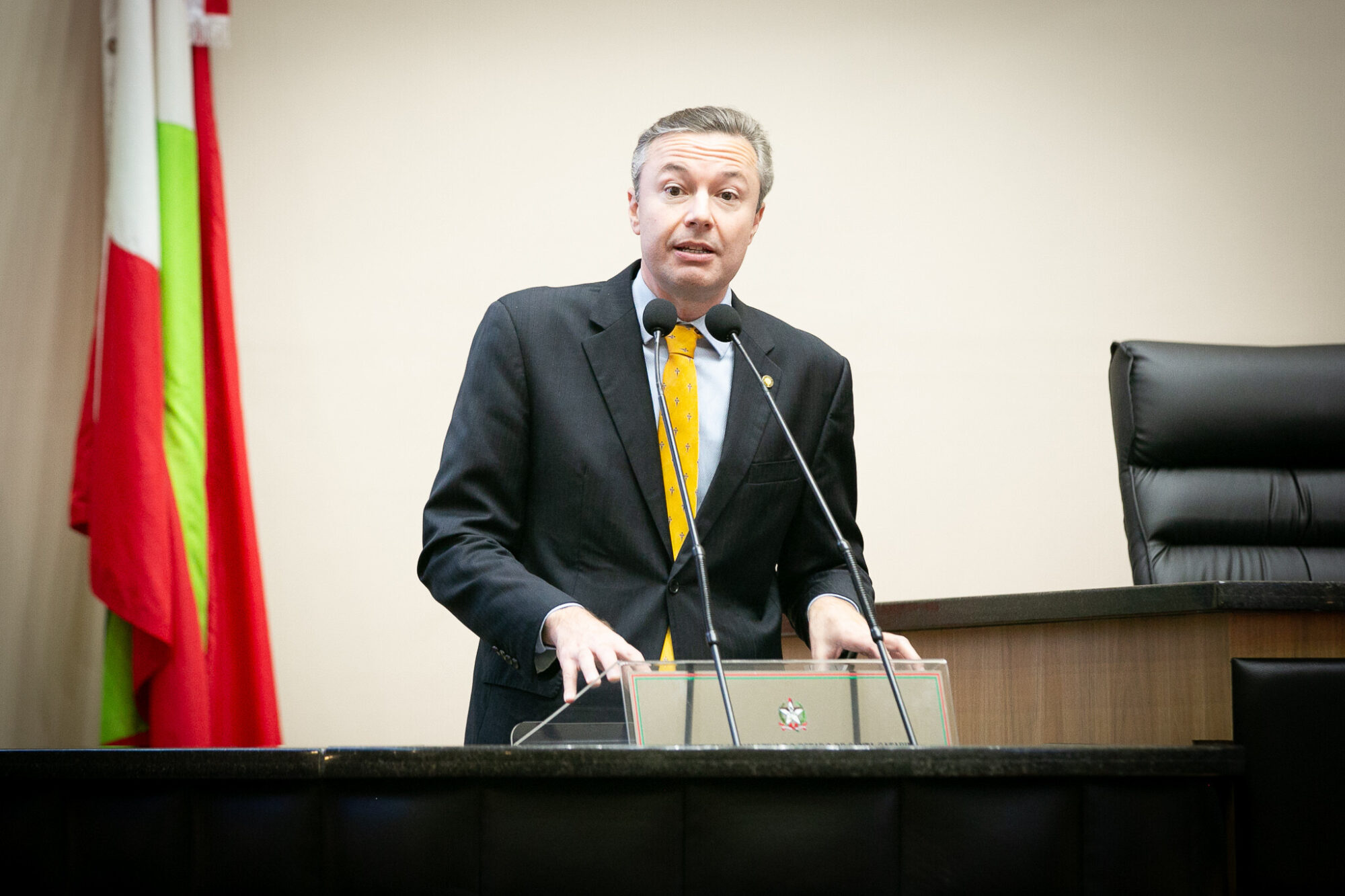 - Deputado Napoleão Bernardes (PSD)