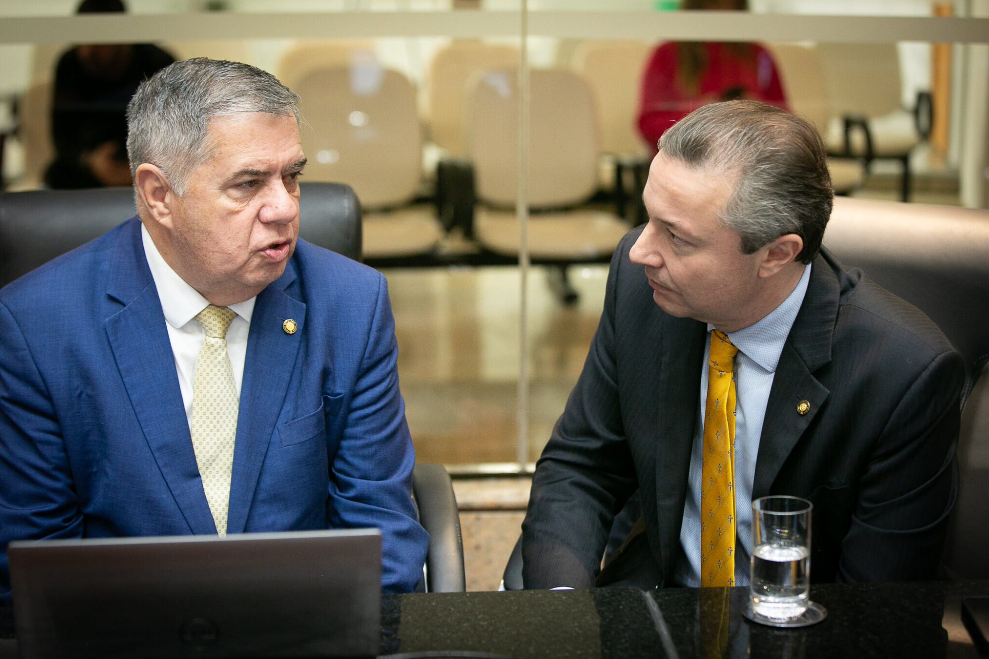 - Deputado Napoleão Bernardes (PSD)