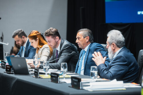 Deputados lamentam trabalho infantil e denunciam planos de saúde