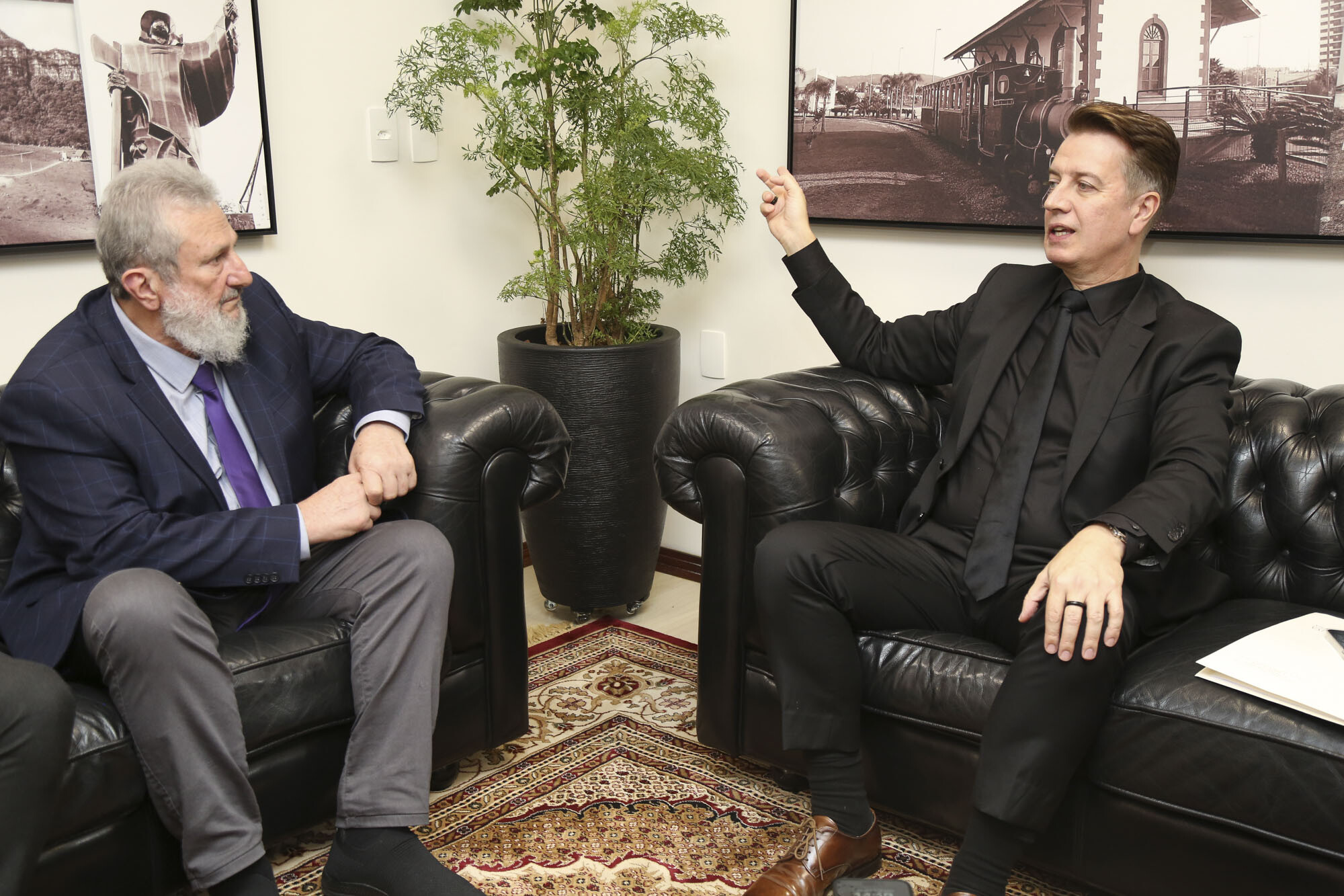 Deputado Padre Pedro recebe o Desembragador João Marcos Buch