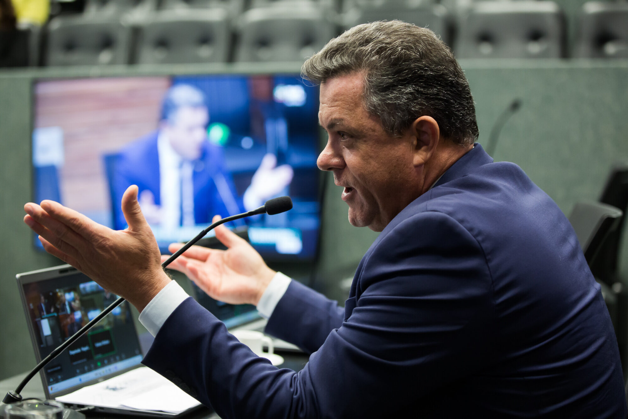 - Deputado Ivan Naatz (PL)