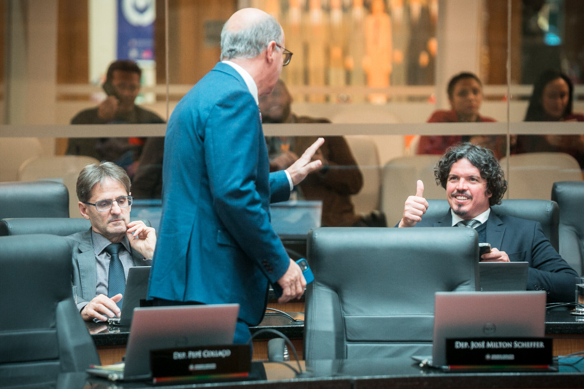- Deputado Neodi Saretta (PT)
 - Deputado Marquito (PSOL)